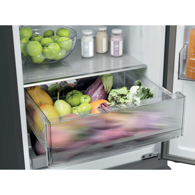 Haier HTR3518ENMTK 60/40 Fridge Freezer Black