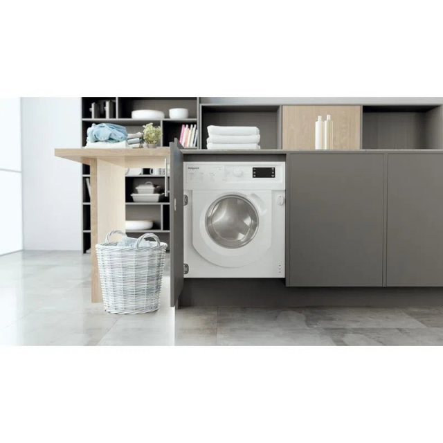 Hotpoint BIWMHG71483UKN Built-In 7kg Washing Machine